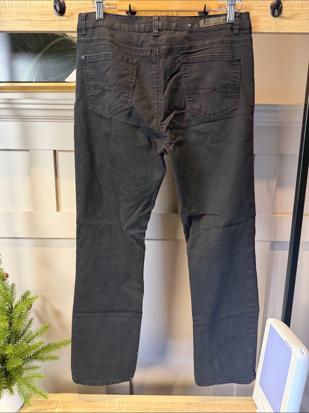 Buffalo Black Straight-Leg Jeans XL - Picture 7 of 8